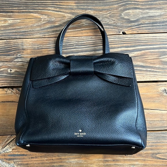 kate spade Handbags - Kate Spade black leather tote handbag